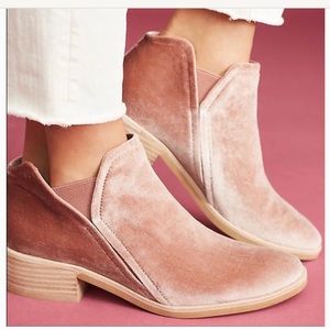 Dulce Vita Tay ankle boots